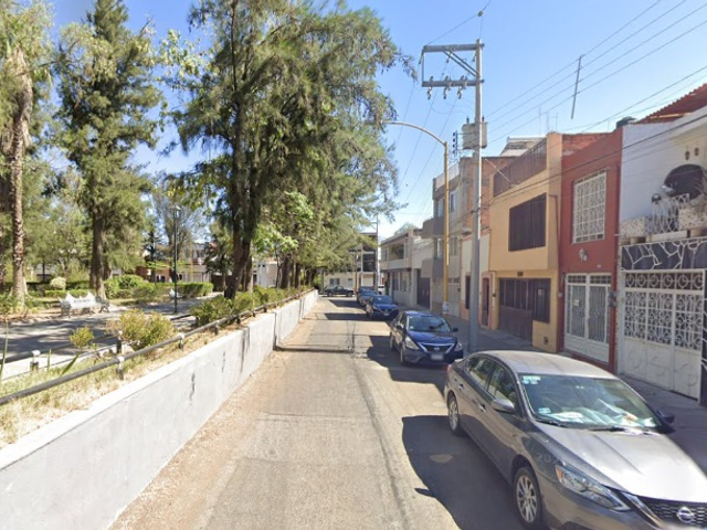 place photo 18