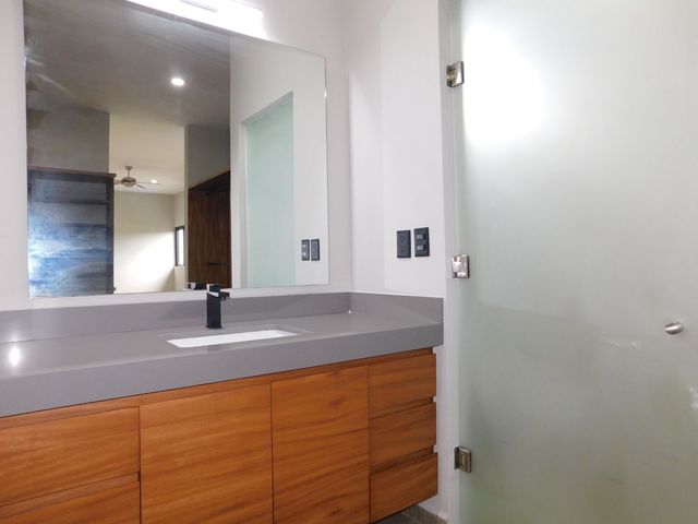 place photo 52