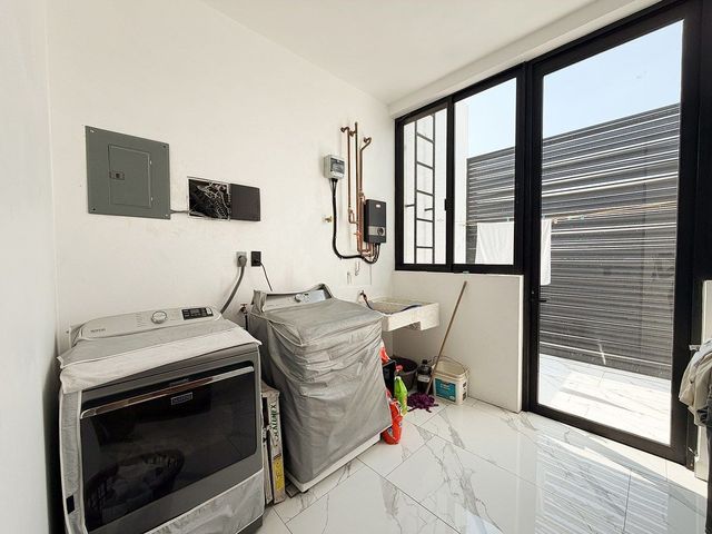 place photo 47