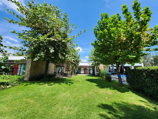 place photo 63