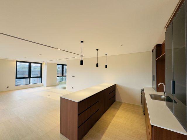 place photo 80