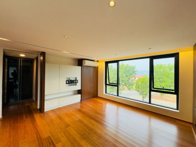 place photo 78