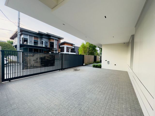 place photo 85
