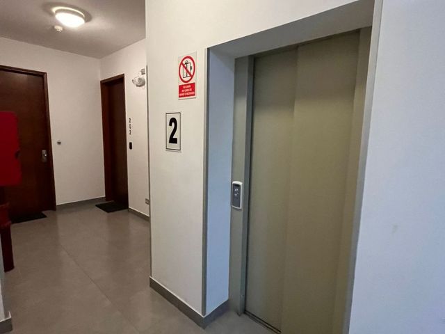 place photo 70