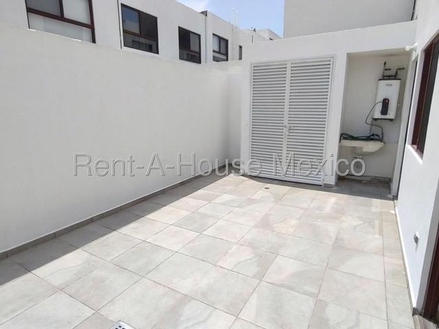 place photo 34