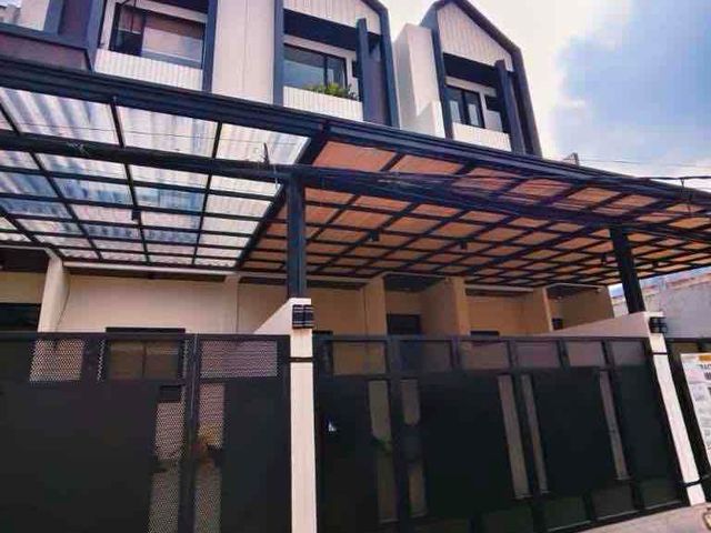 RUMAH BARU 3,5 LANTAI DURI KEPA JAKARTA BARAT