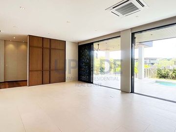place photo 61