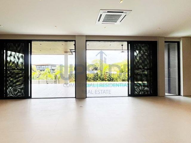 place photo 66