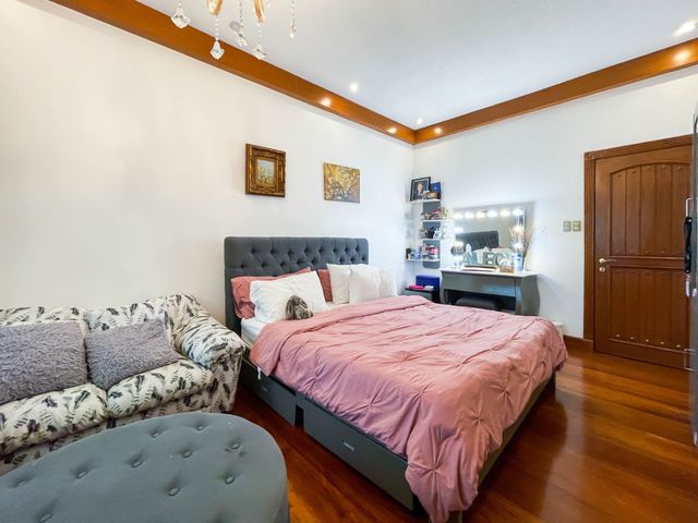 place photo 75