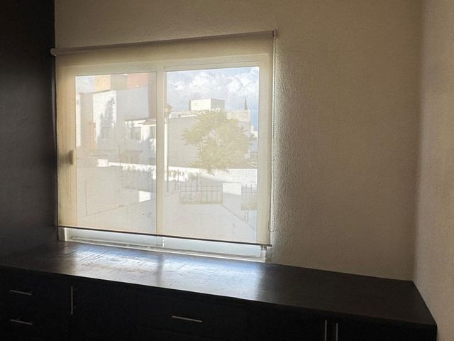 place photo 55