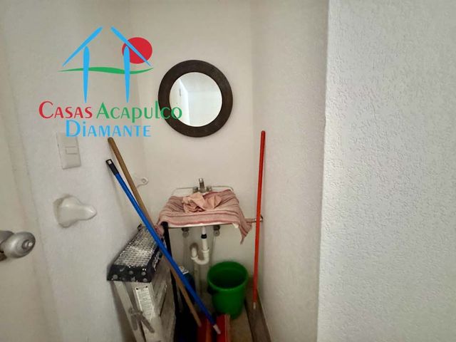 place photo 59