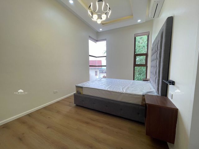 place photo 75