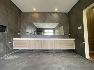 place photo 117