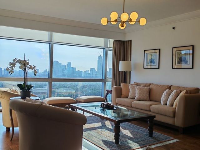 FOR LEASE 3 bedroom Unit at Pacific Plaza Towers, BGC Taguig