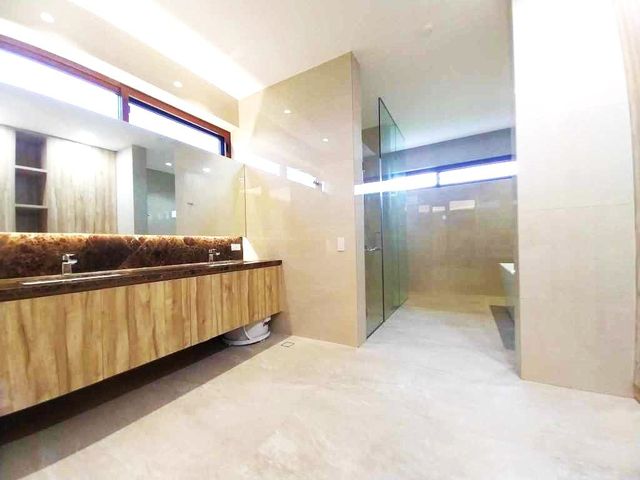 place photo 46