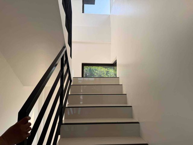 place photo 99
