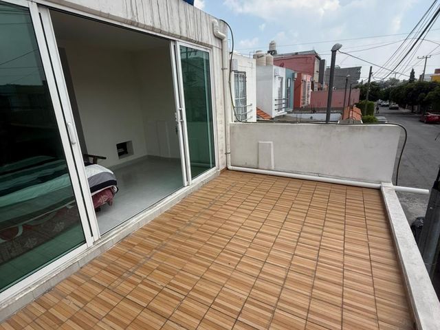 place photo 28