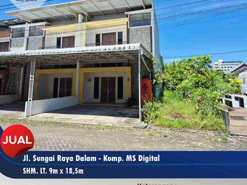 Rumah 2 lantai akses jalan lebar
