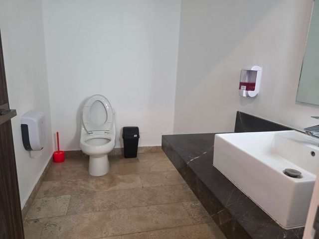 place photo 56