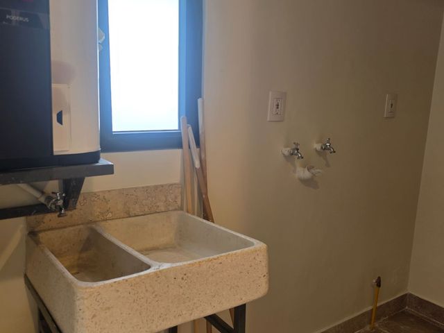 place photo 103