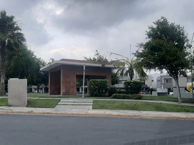 place photo 61