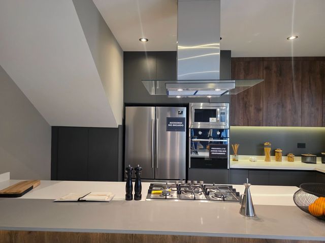 place photo 99