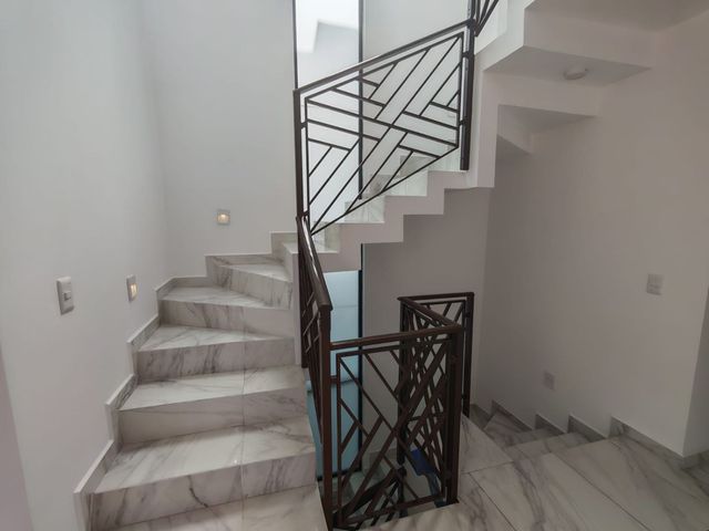 place photo 53