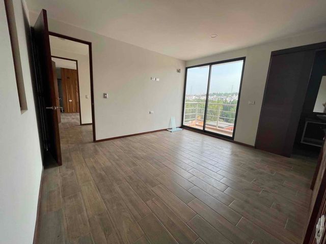 place photo 39