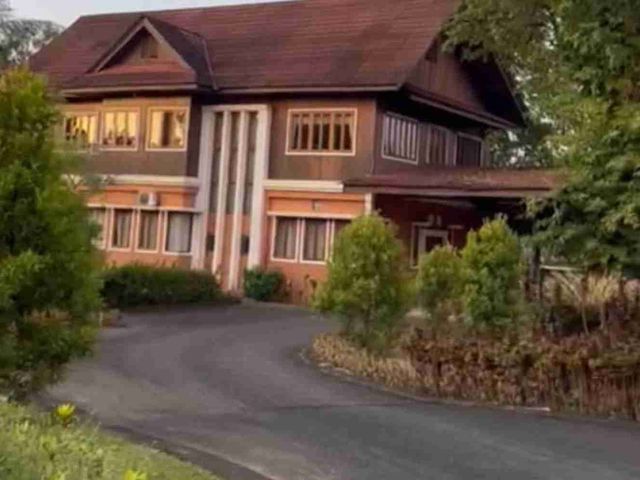 DIJUAL RUMAH