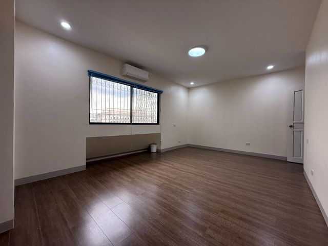 place photo 57