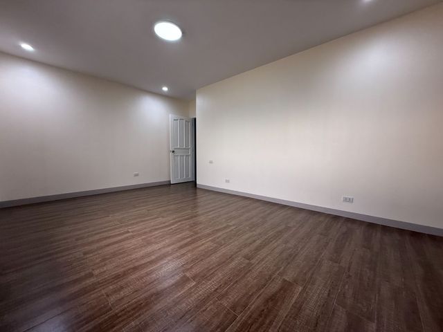 place photo 58