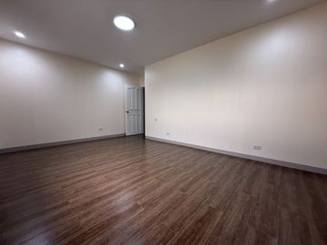 place photo 58