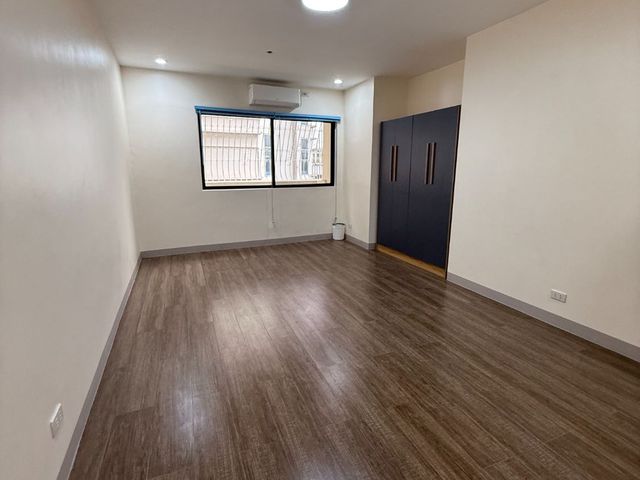 place photo 59
