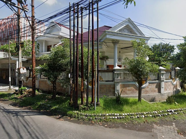 Rumah Second Gayung Kebonsari Hook, Siap Huni