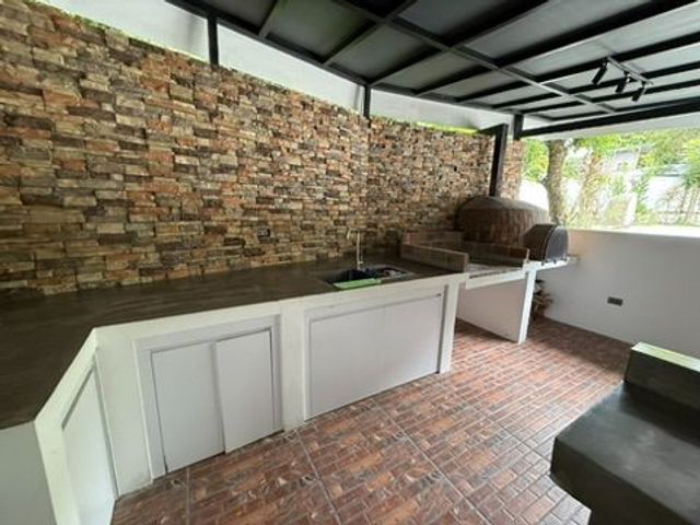 place photo 56
