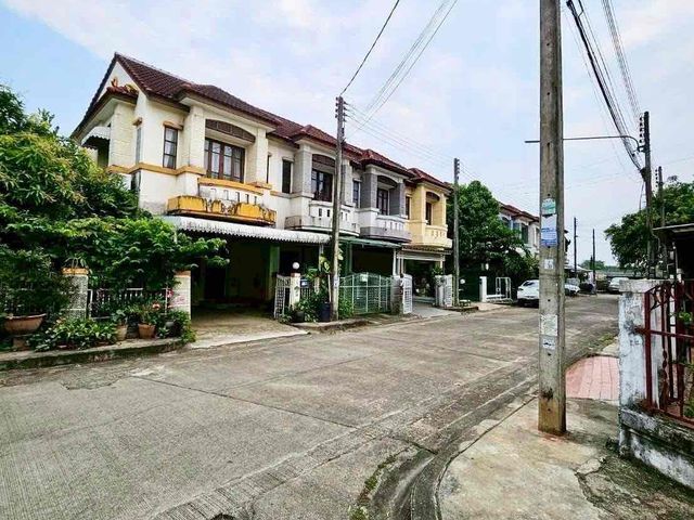 place photo 25