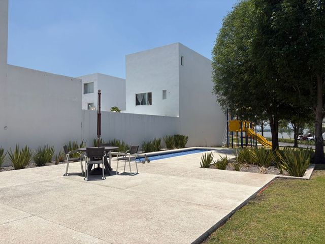 place photo 35