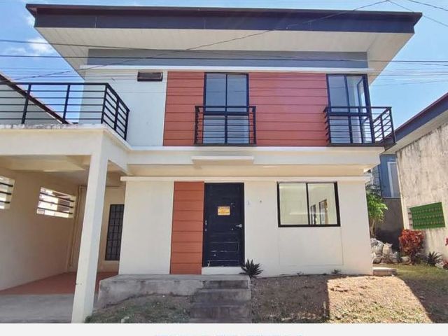 RFO 2 Storey House & Lot with Car Garage For Sale Located in Bolbok Lipa City Batangas RAS