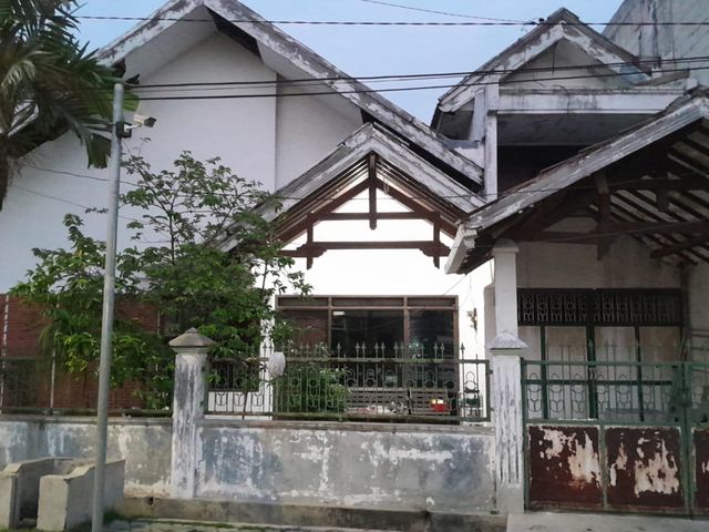 MURAH HITUNG TANAH AJA! RUMAH MANYAR TIRTOYOSO SURABAYA TIMUR