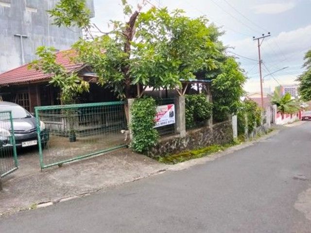 DIJUAL RUMAH