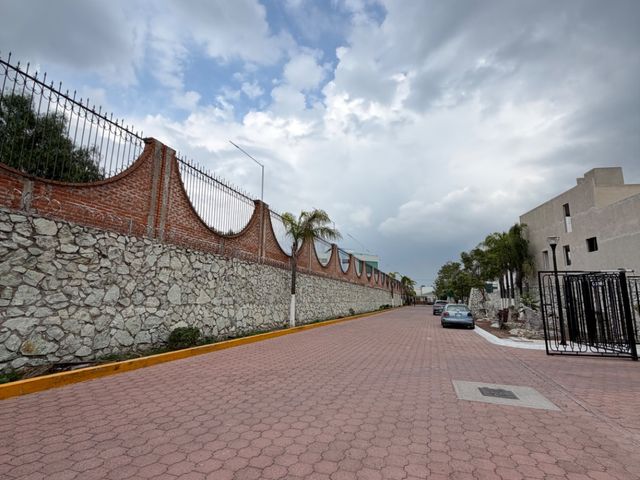 place photo 56