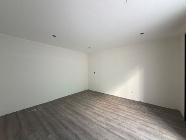 place photo 68