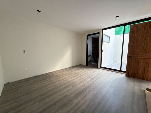 place photo 60
