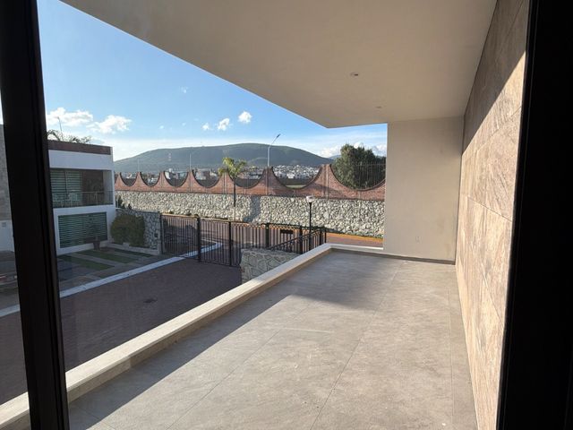 place photo 48