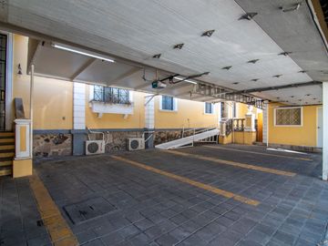 place photo 90
