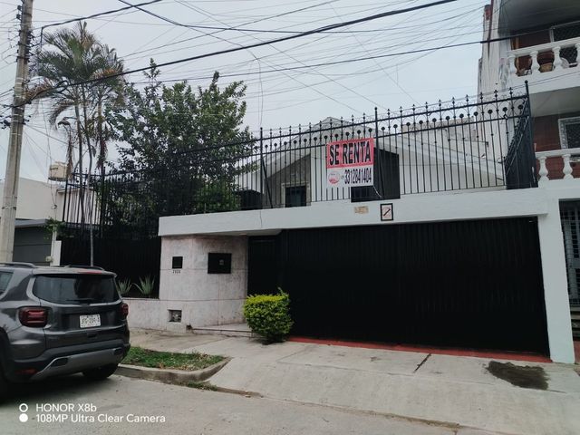 bonita casa en providencia ideal para oficinas o consultorios