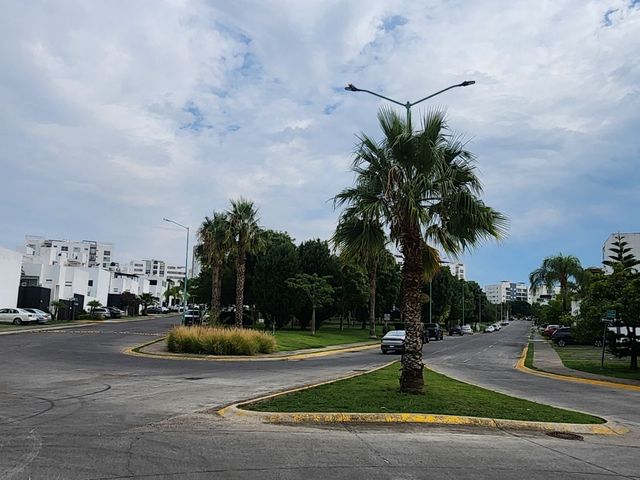 place photo 26