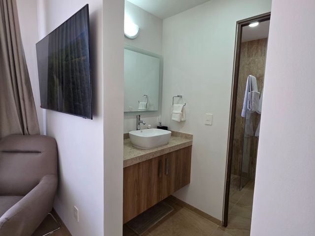 place photo 50