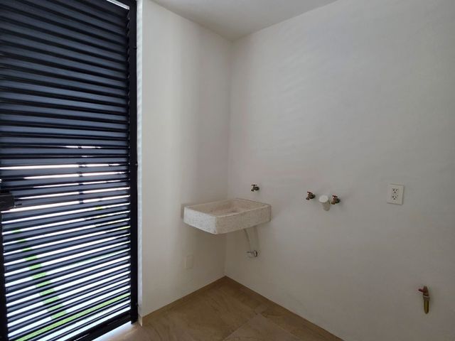 place photo 73