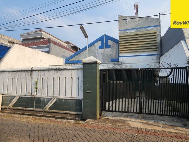 Dijual Rumah di Jalan Lebak Arum Surabaya